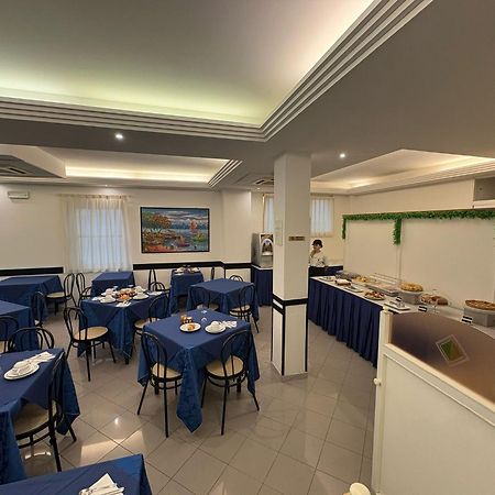 Hotel Sport Rimini Eksteriør bilde