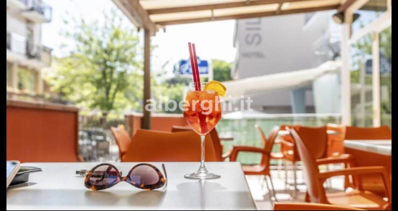 Hotel Sport Rimini Eksteriør bilde