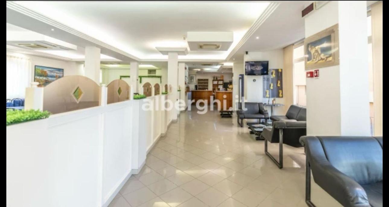 Hotel Sport Rimini Eksteriør bilde