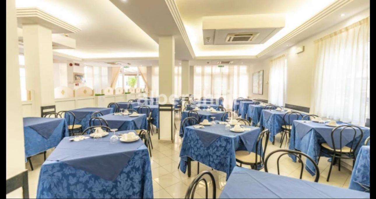 Hotel Sport Rimini Eksteriør bilde